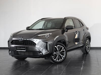 Toyota Yaris Cross 1.5 Hybrid 5p. E-CVT Lounge del 2023 usata a San Severo