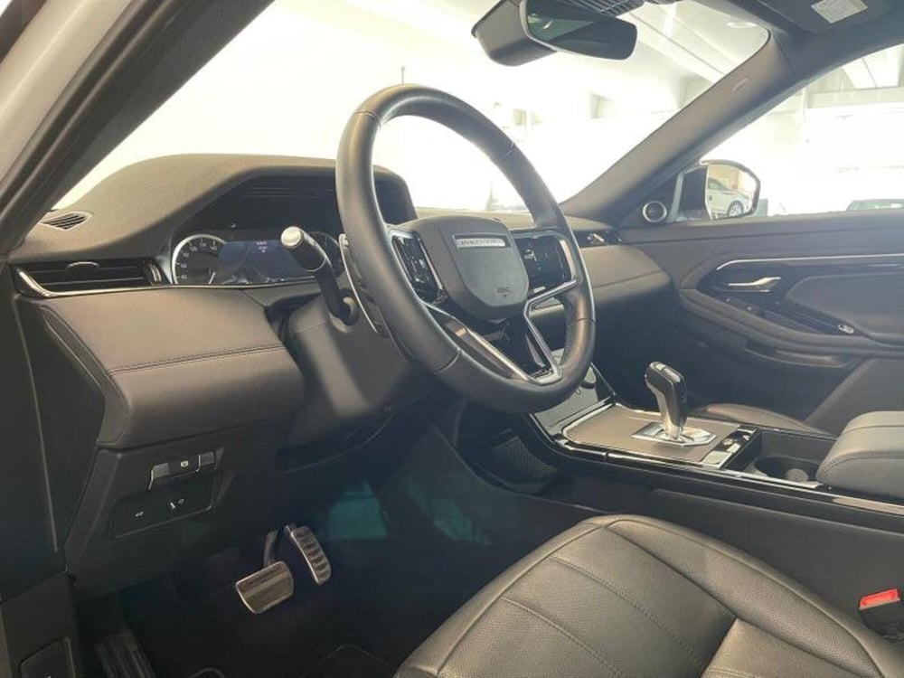 Land Rover Range Rover Evoque usata a Venezia (10)