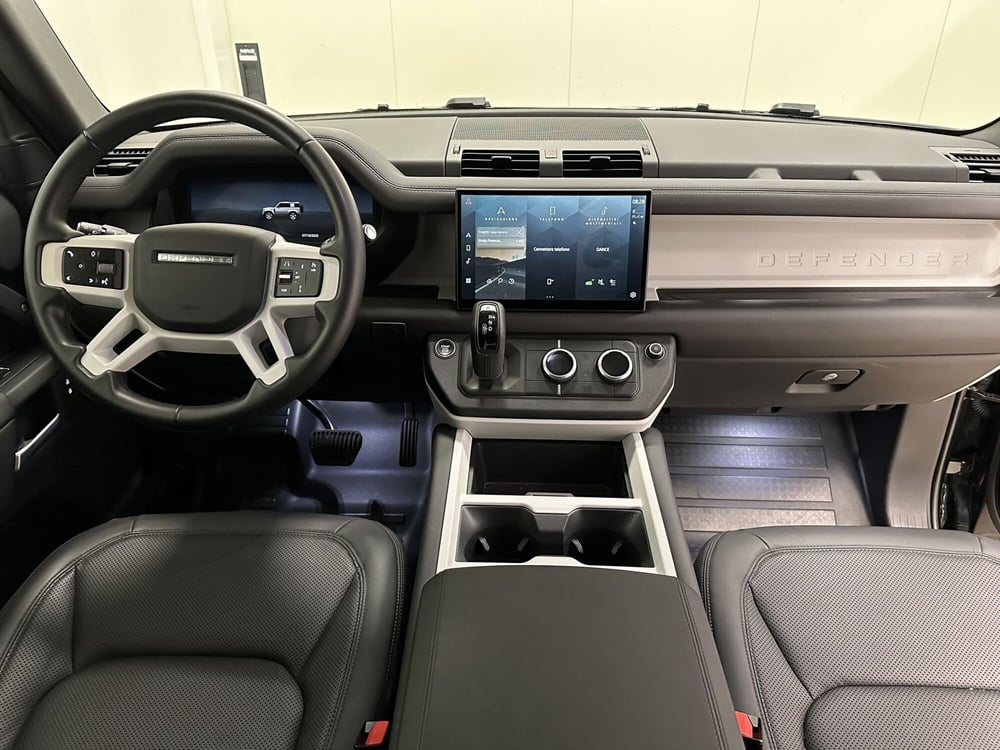 Land Rover Defender usata a Lodi (4)