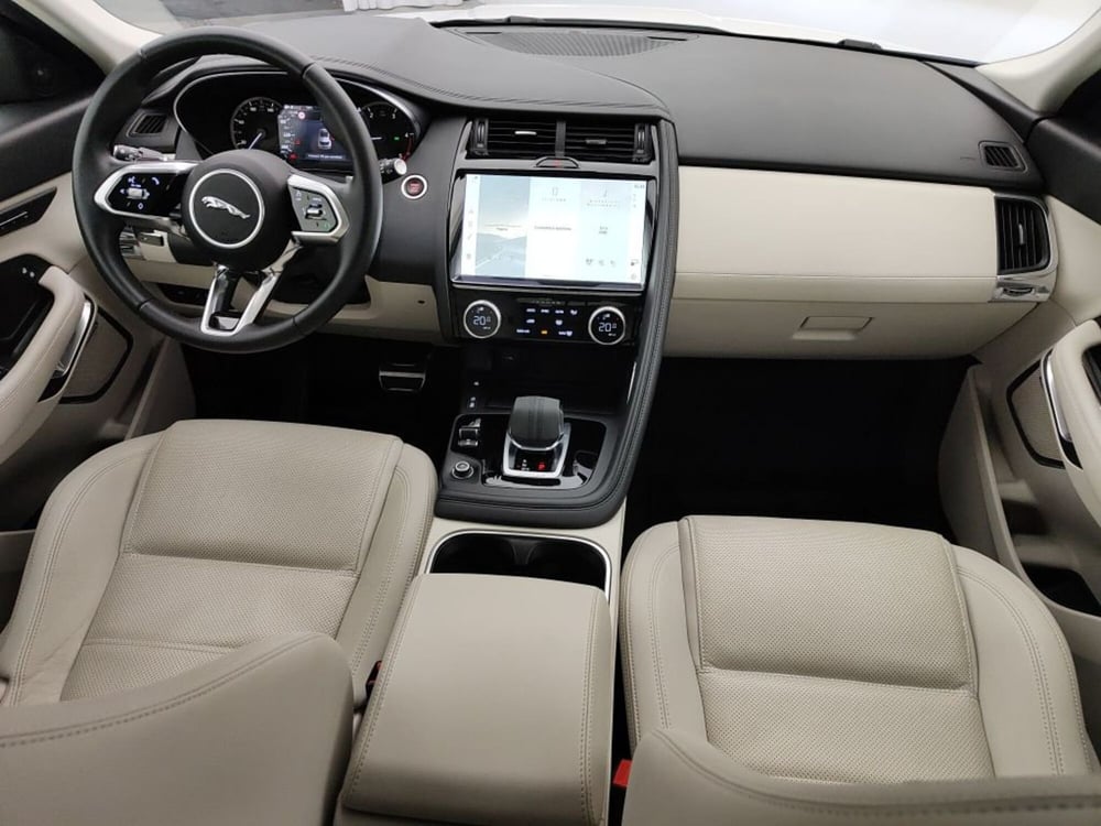 Jaguar E-Pace usata a Ragusa (3)