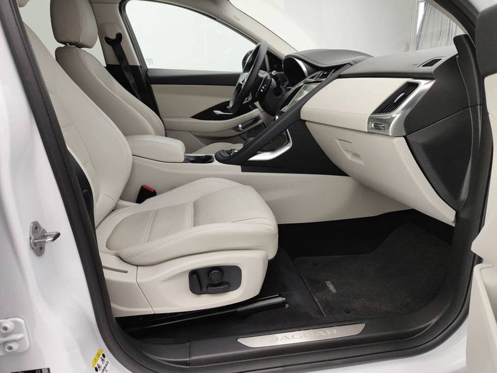 Jaguar E-Pace usata a Ragusa (4)