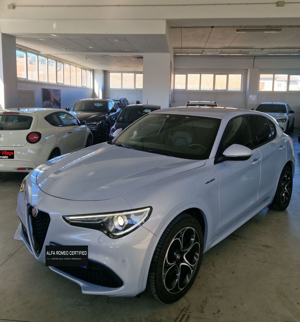 Alfa Romeo Stelvio usata a Terni (2)