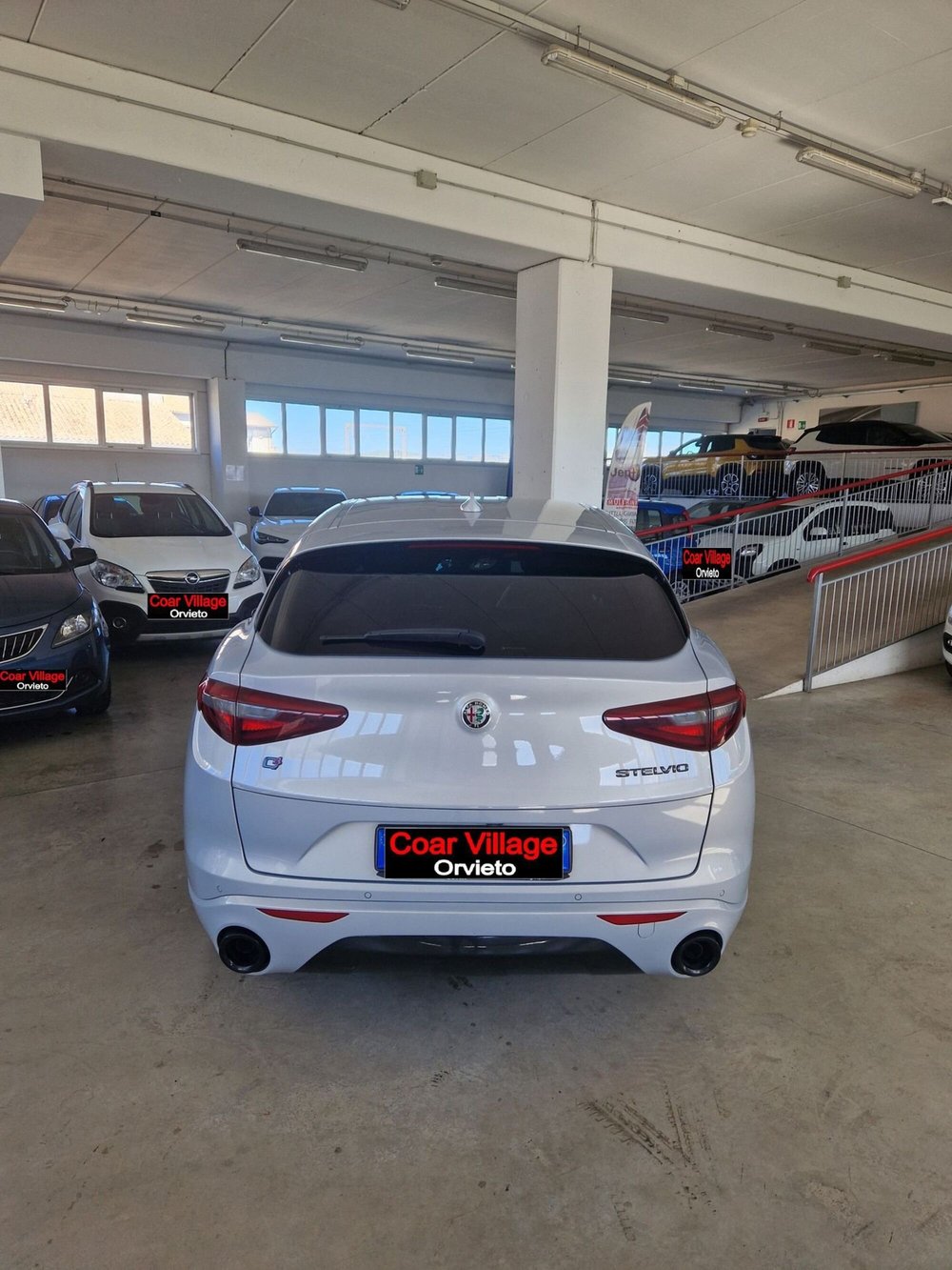 Alfa Romeo Stelvio usata a Terni (5)