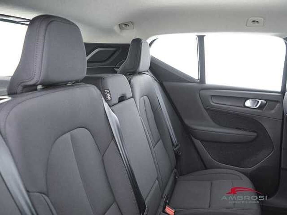 Volvo XC40 usata a Viterbo (11)
