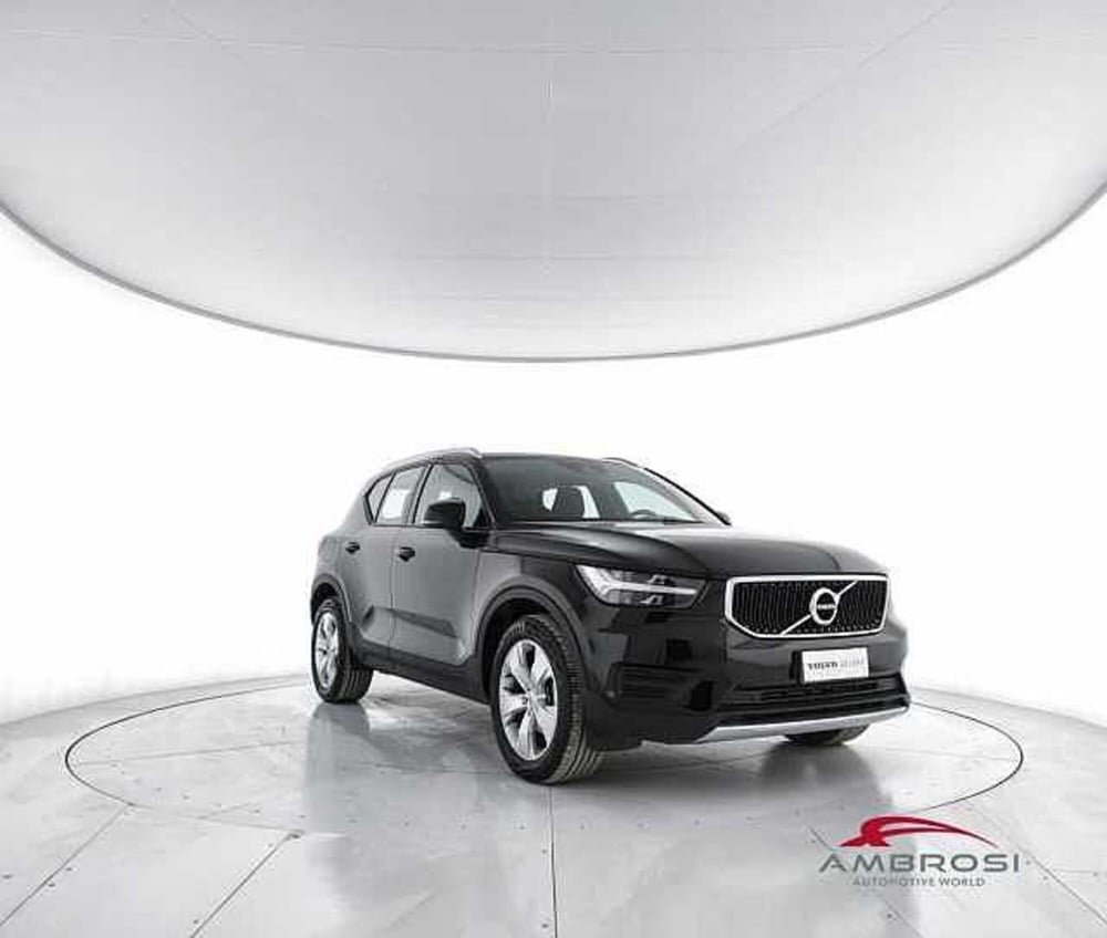Volvo XC40 usata a Viterbo (2)
