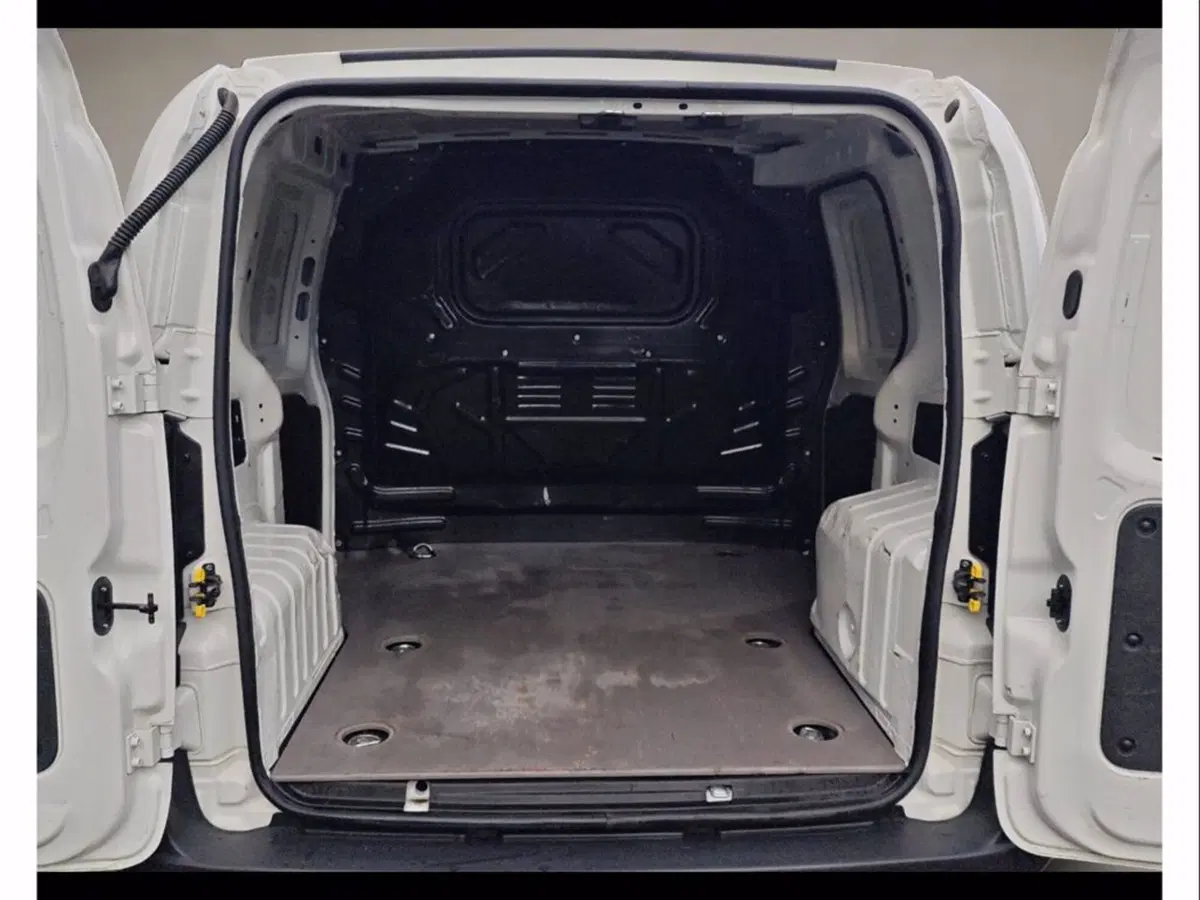 Fiat Fiorino usata a Catania (11)