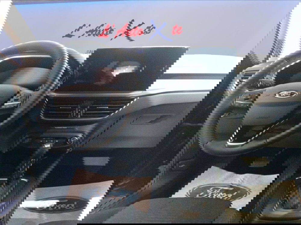 Ford Focus Station Wagon nuova a Milano (9)