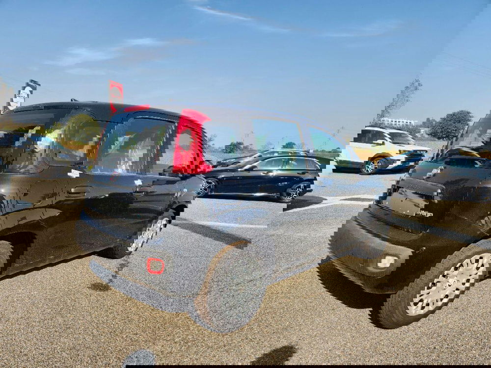 Fiat Panda nuova a Milano (5)