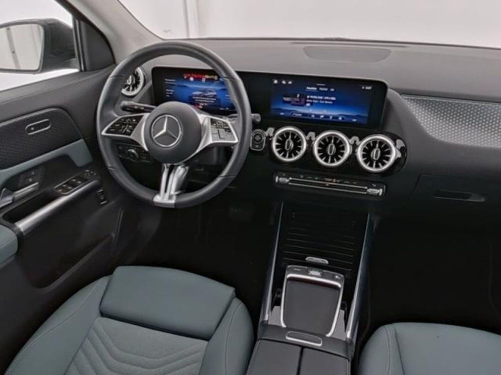 Mercedes-Benz GLA SUV usata a Milano (6)