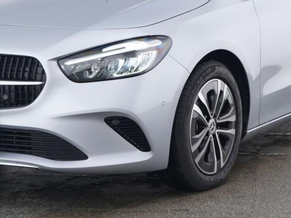 Mercedes-Benz Classe B usata a Milano (3)
