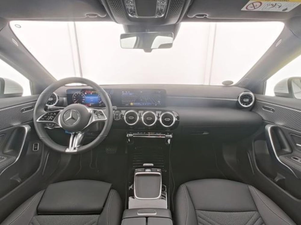Mercedes-Benz Classe A Sedan usata a Milano (5)