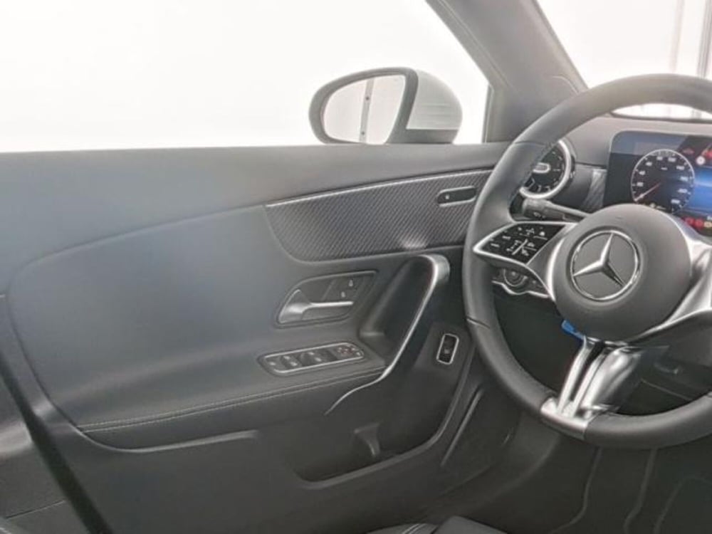 Mercedes-Benz Classe A Sedan usata a Milano (6)