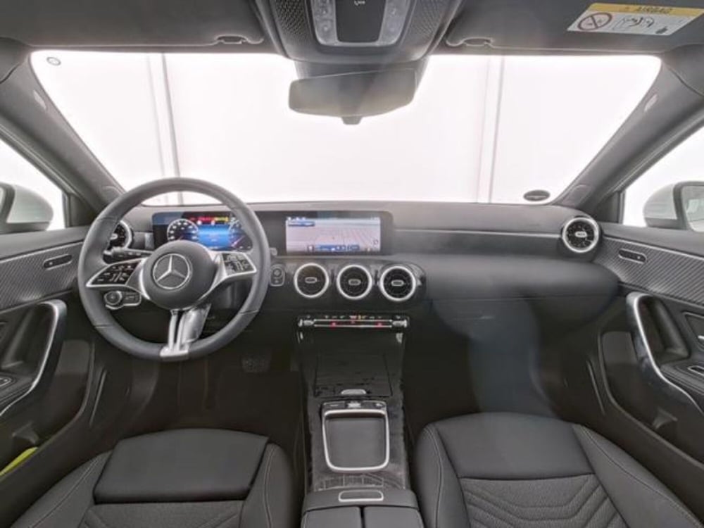 Mercedes-Benz Classe A usata a Milano (9)