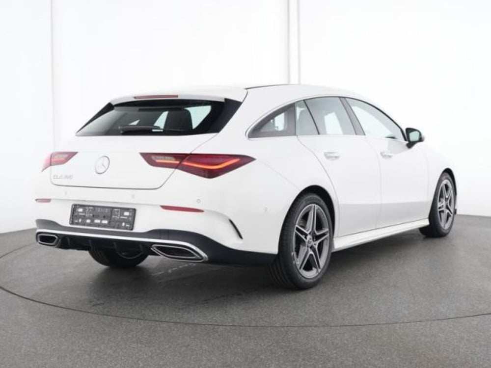 Mercedes-Benz CLA Shooting Brake usata a Milano (2)
