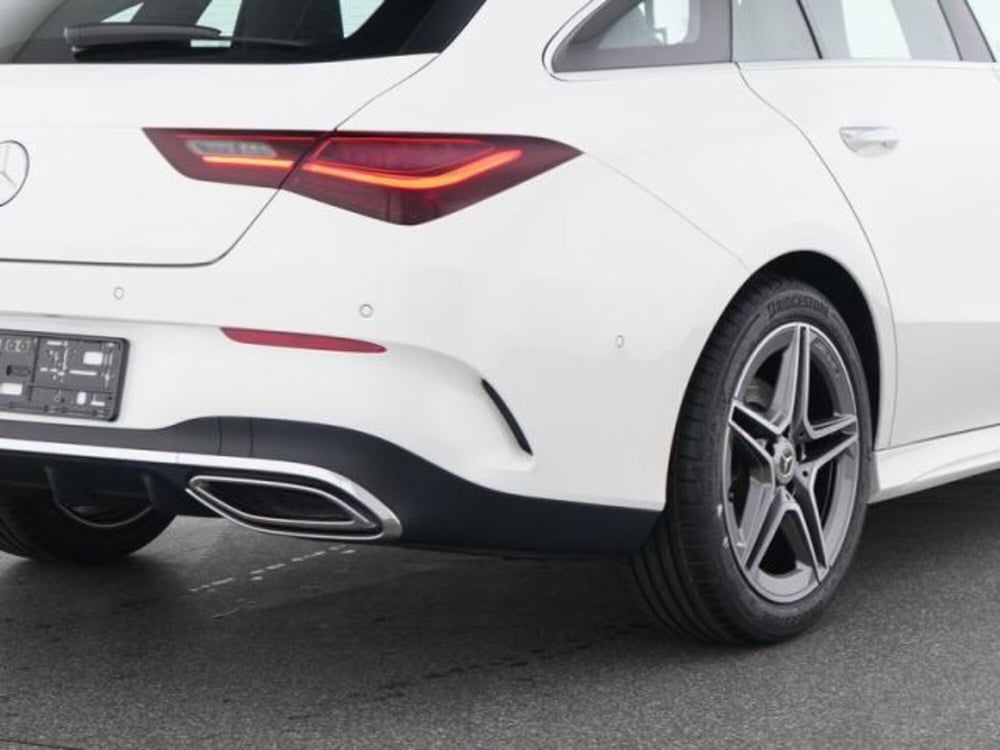 Mercedes-Benz CLA Shooting Brake usata a Milano (4)