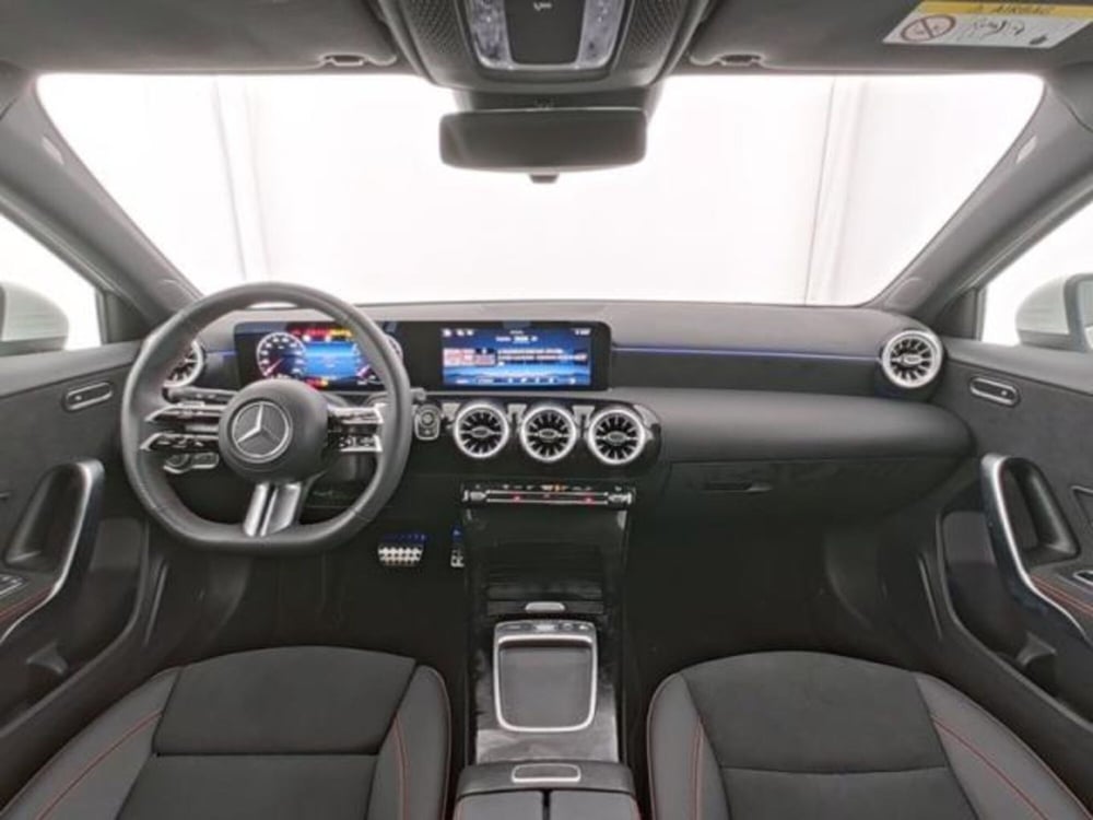 Mercedes-Benz Classe A usata a Milano (5)