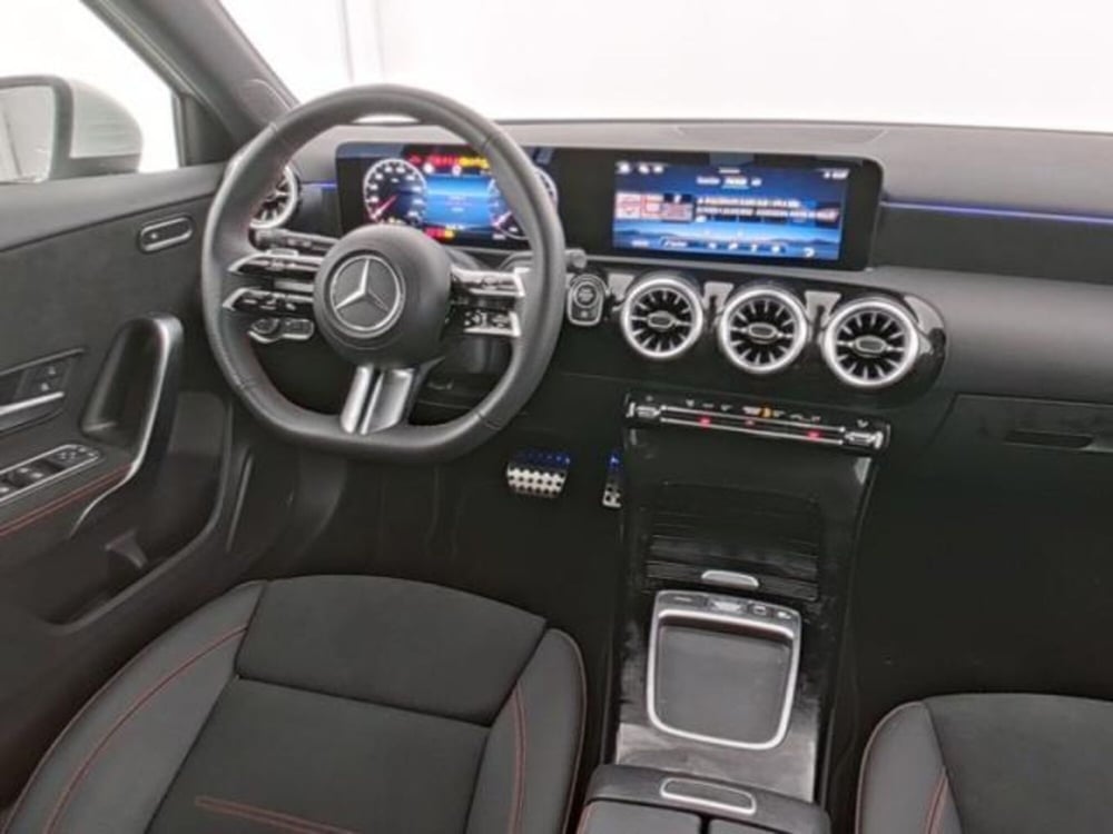 Mercedes-Benz Classe A usata a Milano (6)