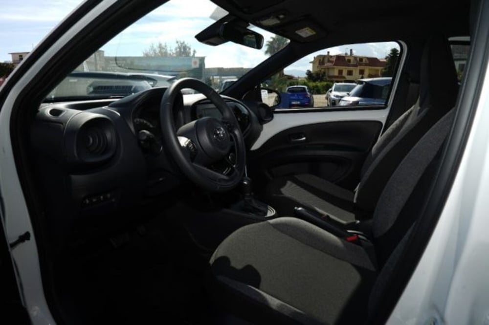 Toyota Aygo X nuova a Reggio Calabria (10)