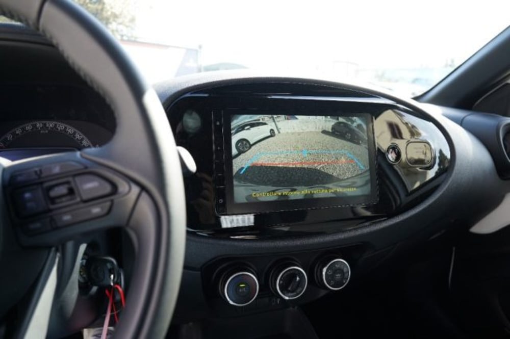 Toyota Aygo X nuova a Reggio Calabria (12)