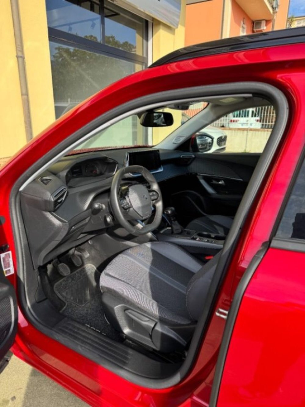 Peugeot 2008 usata a Reggio Calabria (2)
