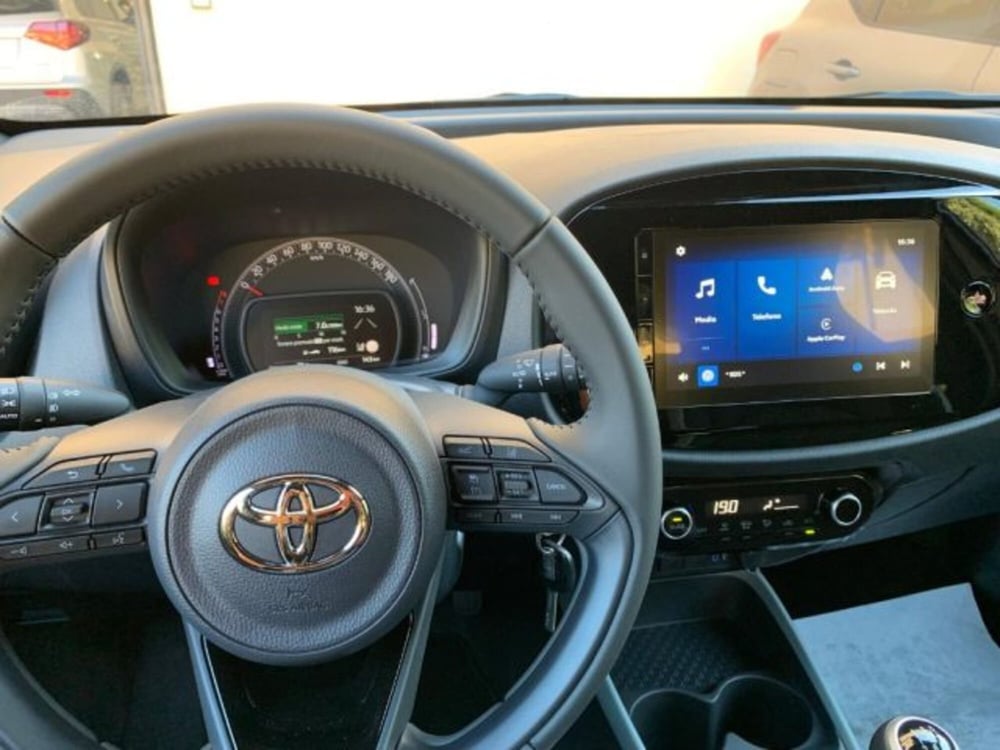 Toyota Aygo X nuova a Reggio Calabria (6)