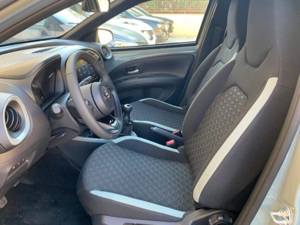 Toyota Aygo X nuova a Reggio Calabria (7)