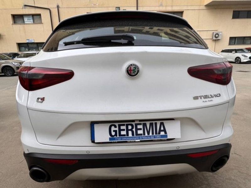 Alfa Romeo Stelvio usata a Reggio Calabria (9)