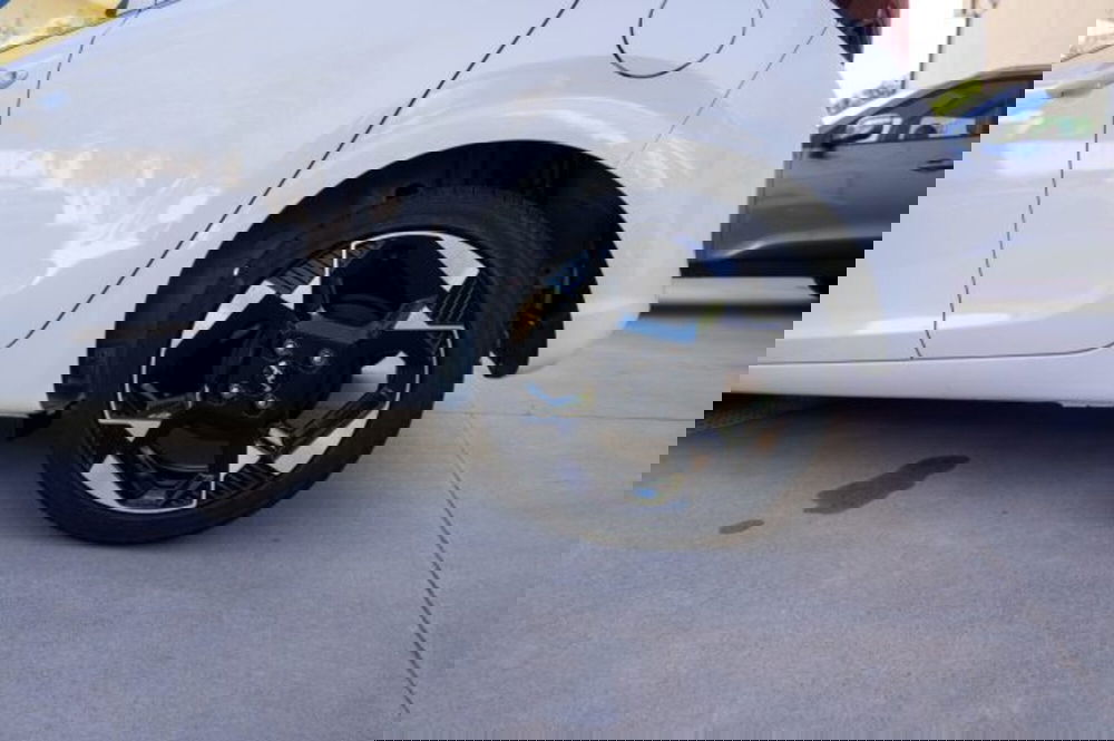 Kia Picanto nuova a Reggio Calabria (5)