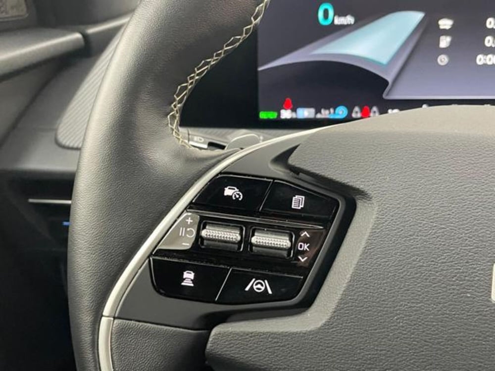 Kia EV6 usata a Como (11)