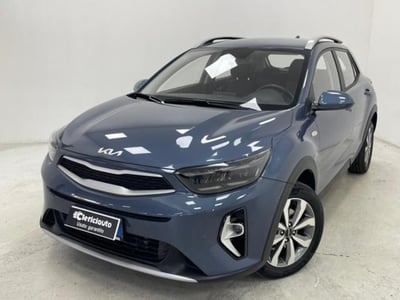 Kia Stonic 1.0 t-gdi mhev Urban 100cv mt del 2024 usata a Lurate Caccivio
