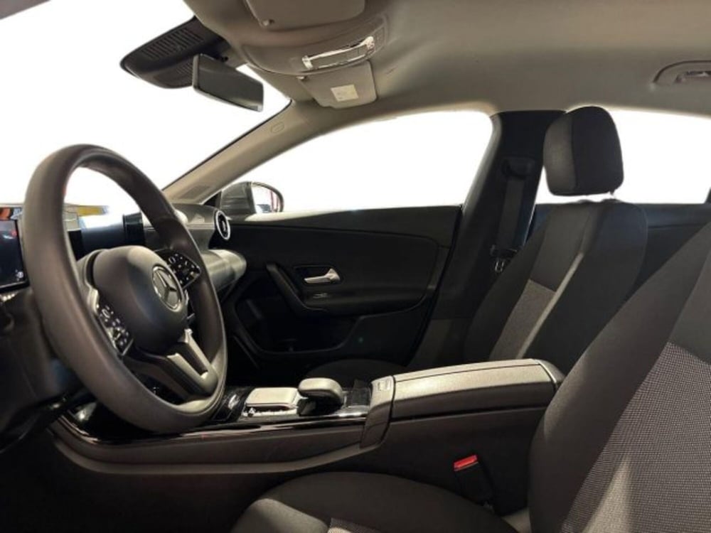 Mercedes-Benz CLA Shooting Brake usata a Bologna (10)
