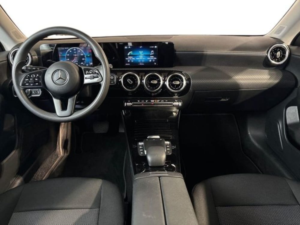Mercedes-Benz CLA Shooting Brake usata a Bologna (9)
