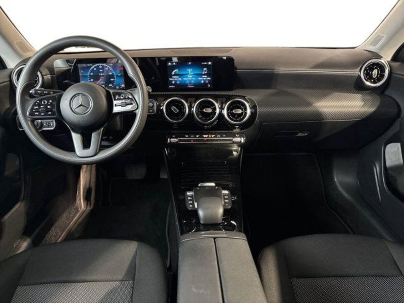 Mercedes-Benz CLA Shooting Brake usata a Bologna (8)