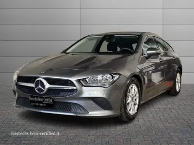 Mercedes-Benz CLA Shooting Brake 200 d Automatic Shooting Brake Executive del 2021 usata a Bologna