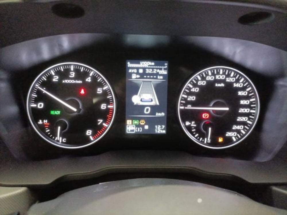 Subaru Forester nuova a Milano (16)