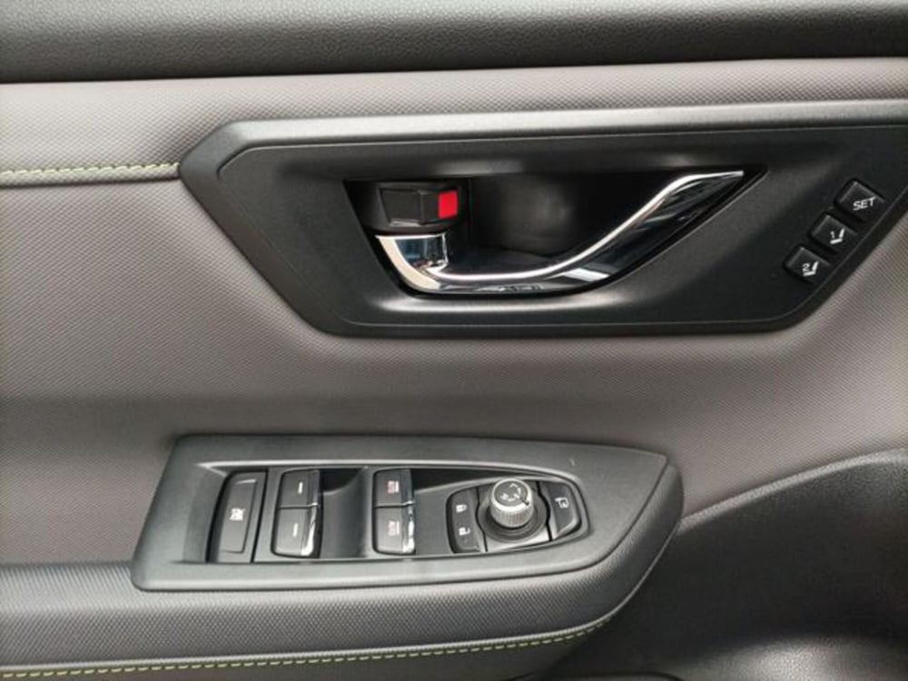 Subaru Forester nuova a Milano (17)