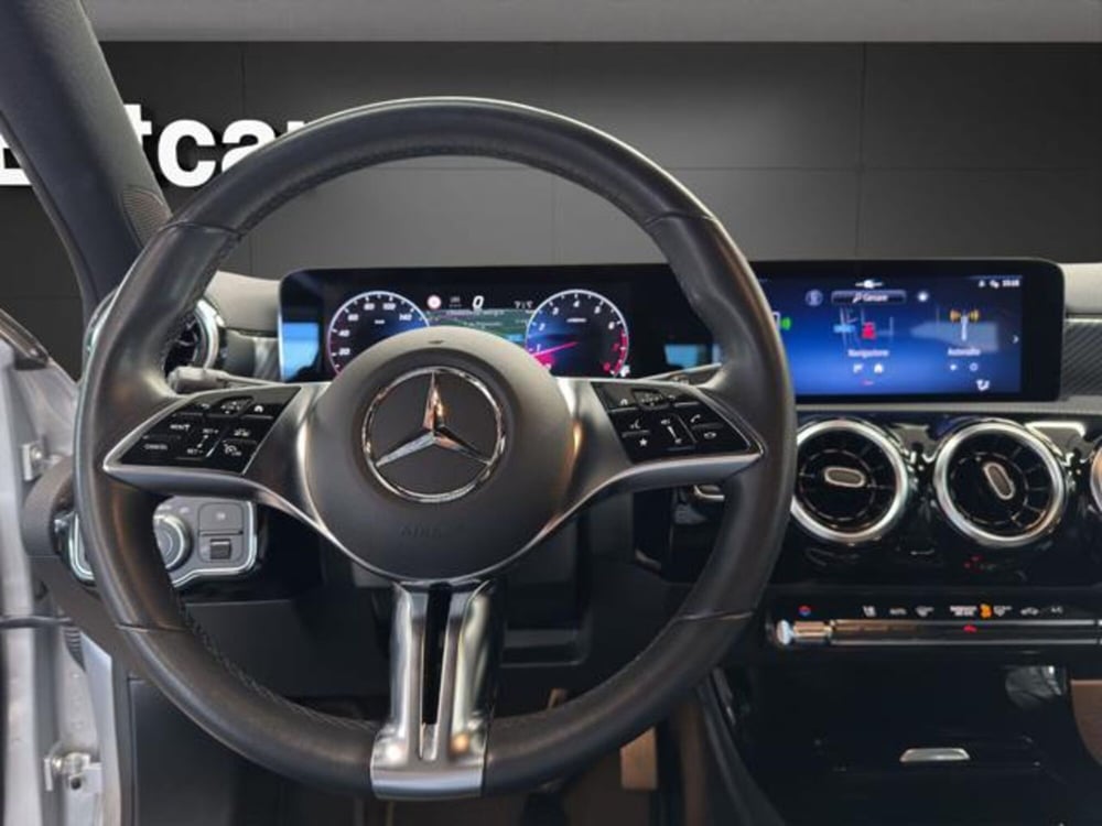 Mercedes-Benz Classe A usata a Milano (9)