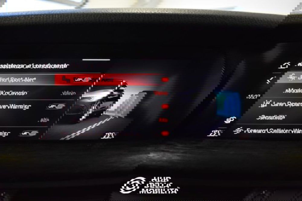 Alfa Romeo Stelvio usata a Perugia (17)