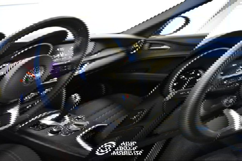 Alfa Romeo Stelvio usata a Perugia (20)