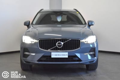 Volvo XC60 B4 (d) AWD Geartronic Momentum N1 del 2022 usata a Foligno