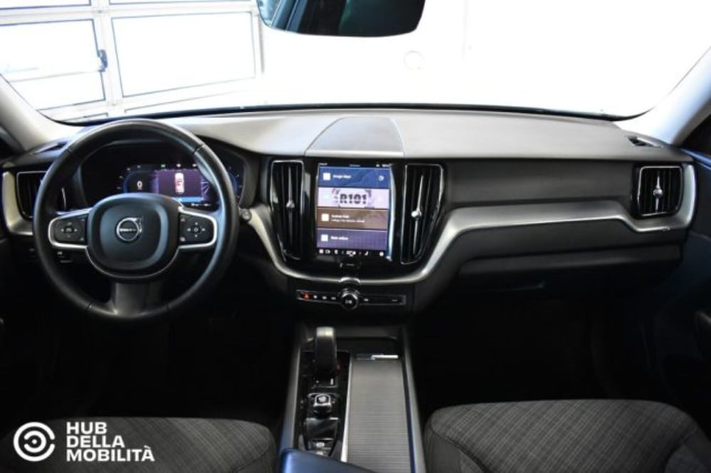 Volvo XC60 usata a Perugia (10)
