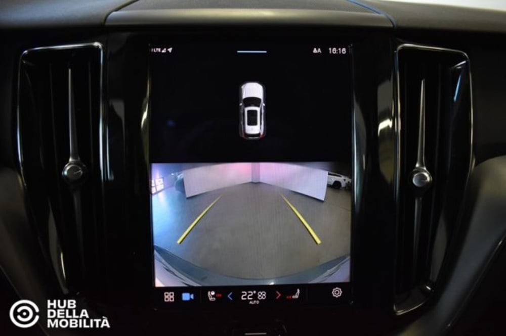 Volvo XC60 usata a Perugia (18)