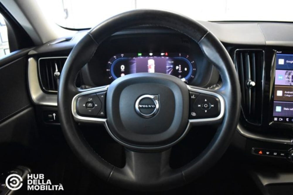 Volvo XC60 usata a Perugia (9)