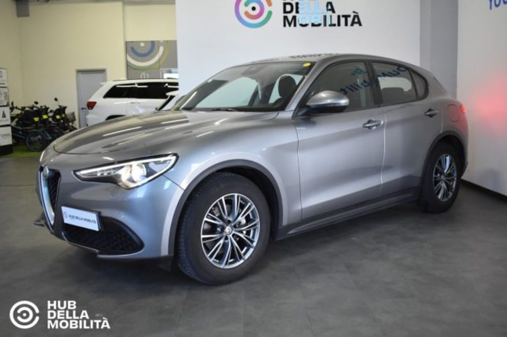 Alfa Romeo Stelvio usata a Perugia (3)