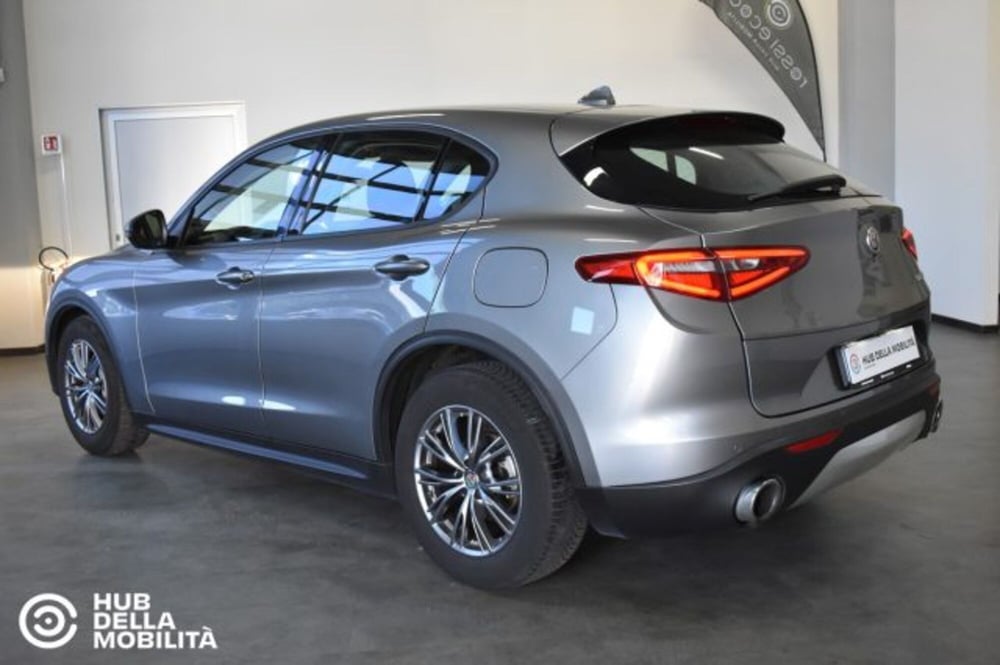 Alfa Romeo Stelvio usata a Perugia (6)