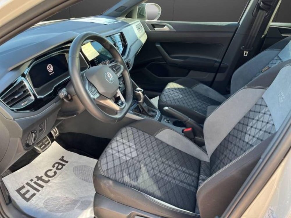 Volkswagen Taigo usata a Novara (12)
