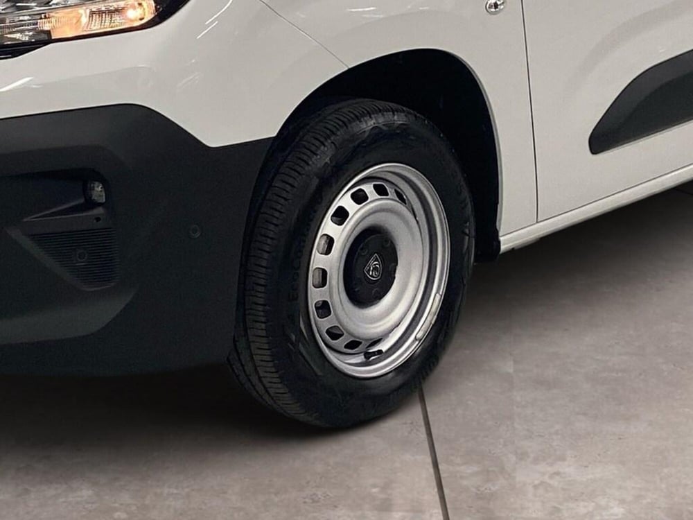 Peugeot Partner Furgone nuova a Torino (15)