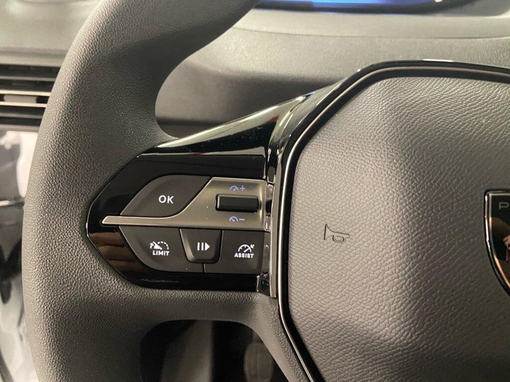 Peugeot Partner Furgone nuova a Torino (9)