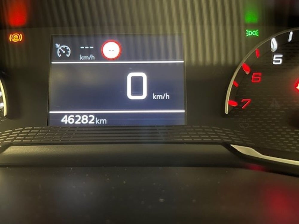 Peugeot 2008 usata a Alessandria (13)