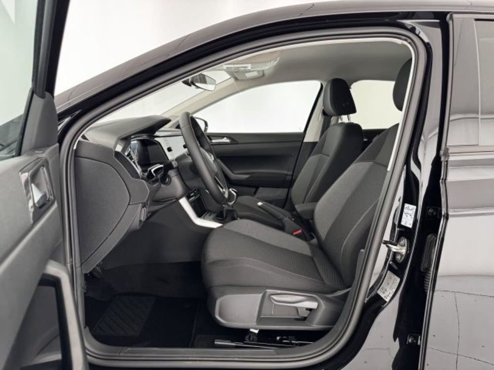 Volkswagen Polo nuova a Vicenza (7)